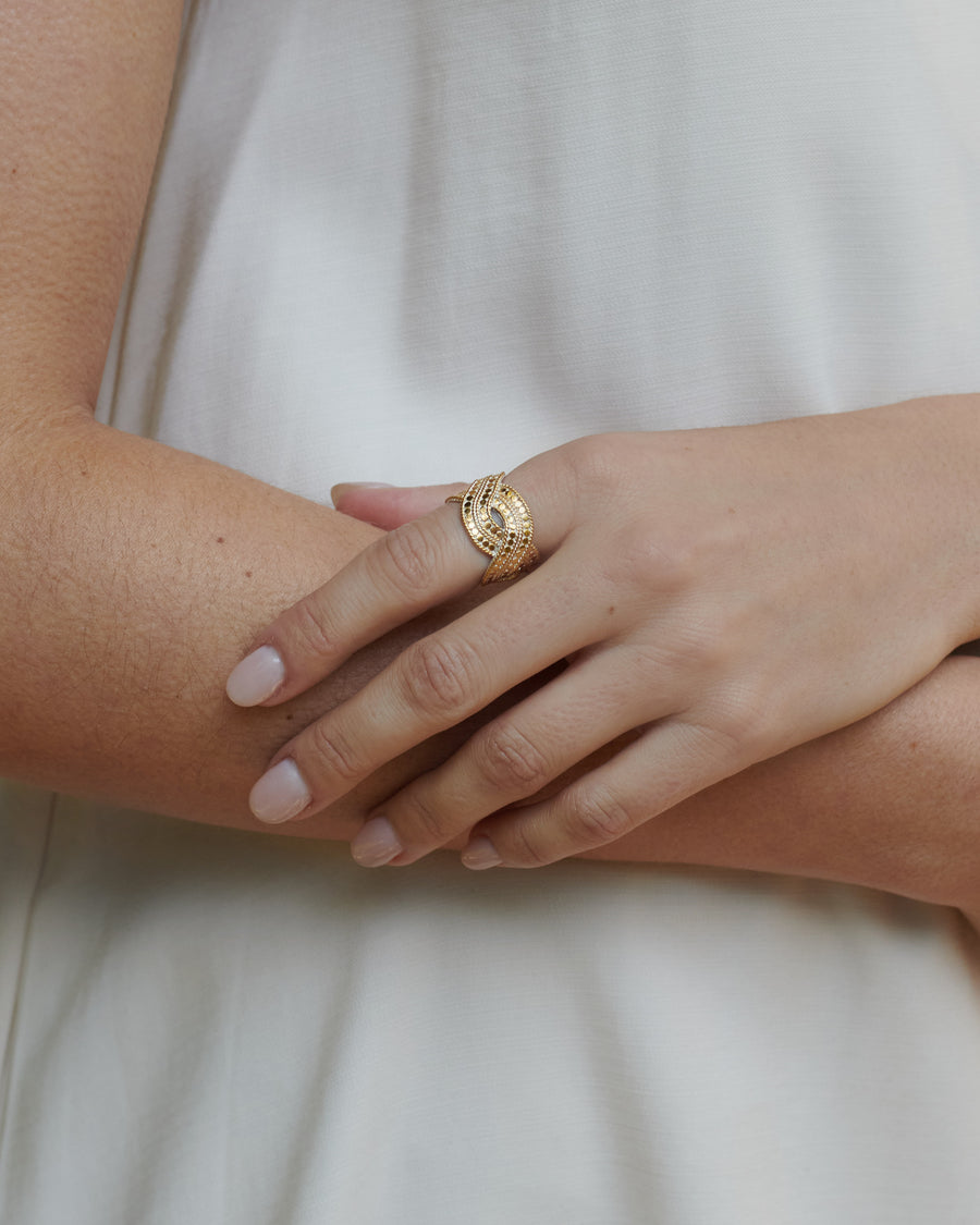 Classic Woven Band Ring - Gold