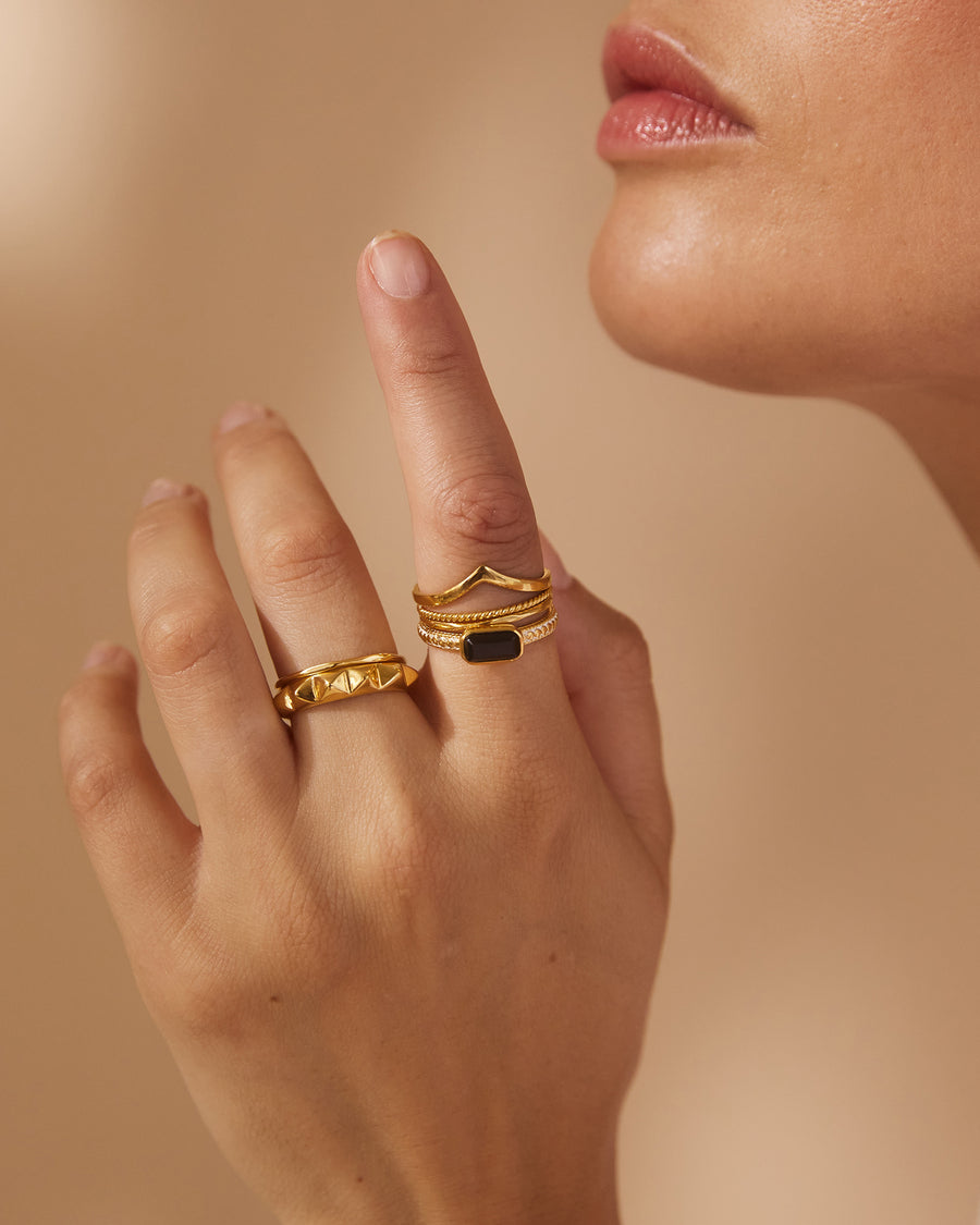 Small V Stacking Ring - Gold